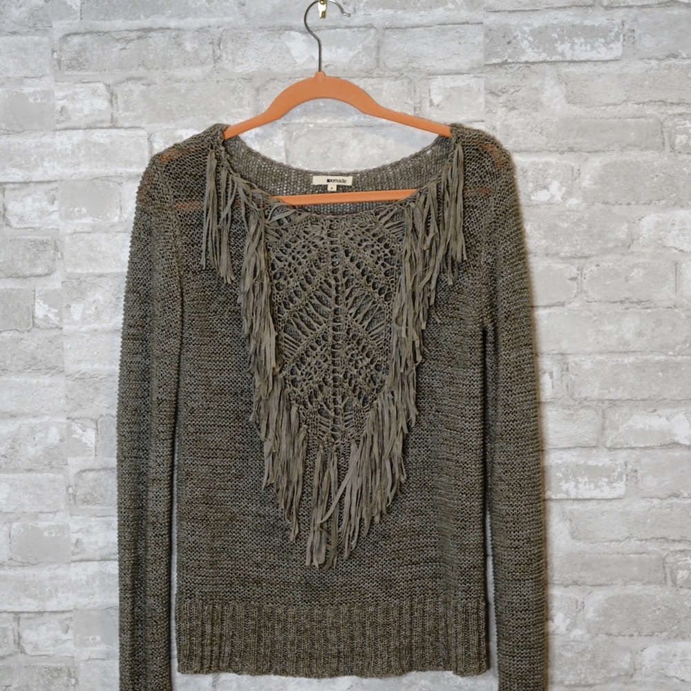 LA made Frill Knit Sweater